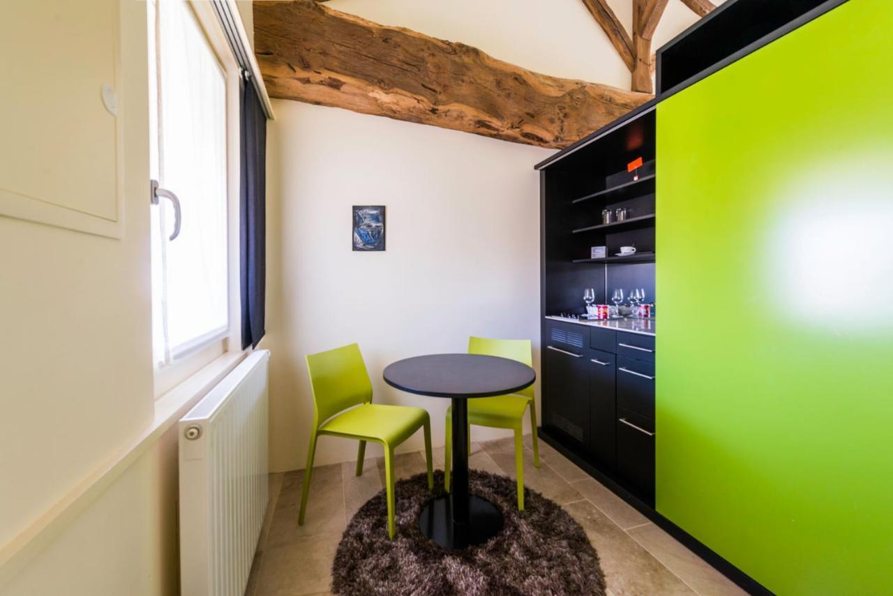 Hotel-Restaurant Le Chateau De Besseuil, Macon Nord - Teritoria Clessé المظهر الخارجي الصورة