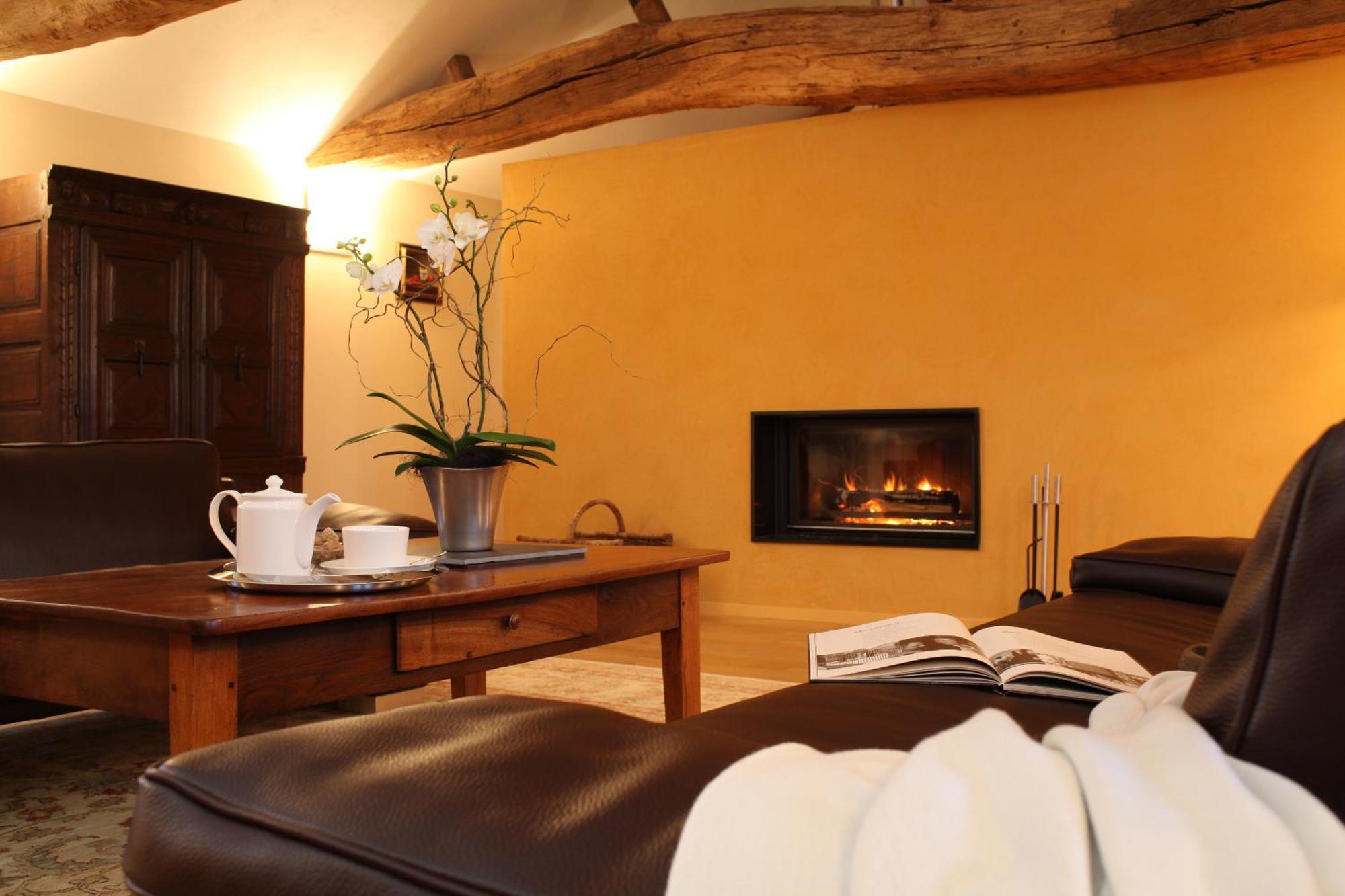 Hotel-Restaurant Le Chateau De Besseuil, Macon Nord - Teritoria Clessé المظهر الخارجي الصورة