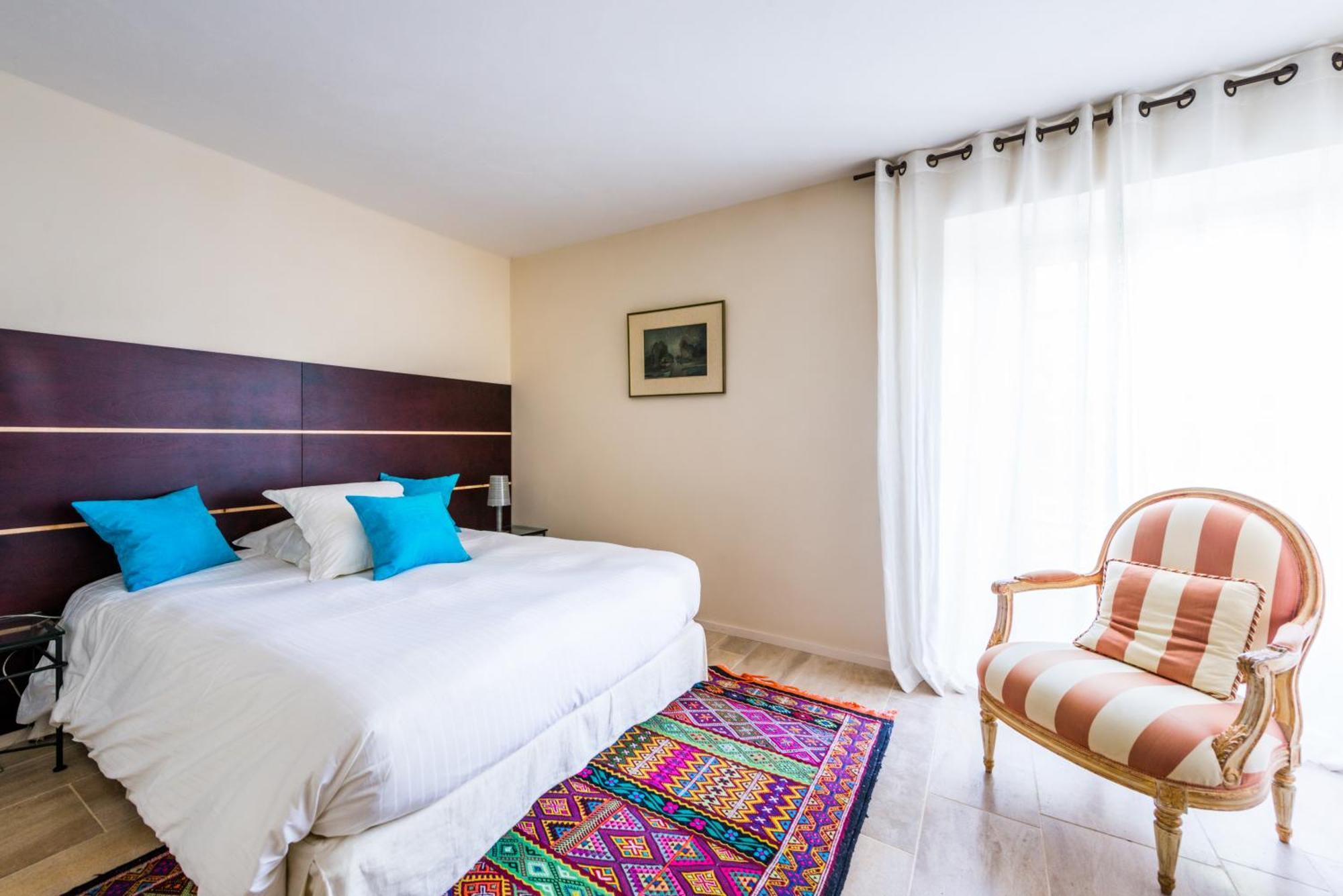 Hotel-Restaurant Le Chateau De Besseuil, Macon Nord - Teritoria Clessé المظهر الخارجي الصورة