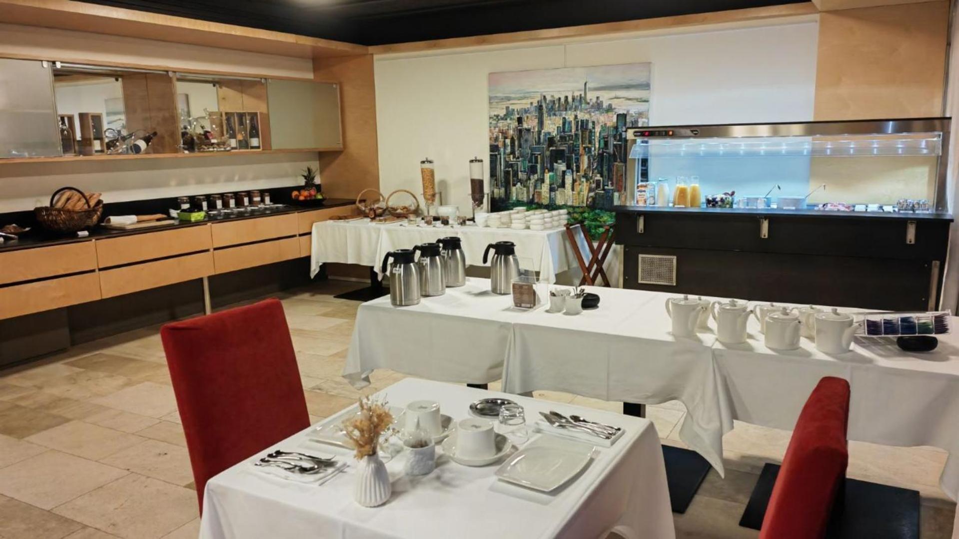 Hotel-Restaurant Le Chateau De Besseuil, Macon Nord - Teritoria Clessé المظهر الخارجي الصورة