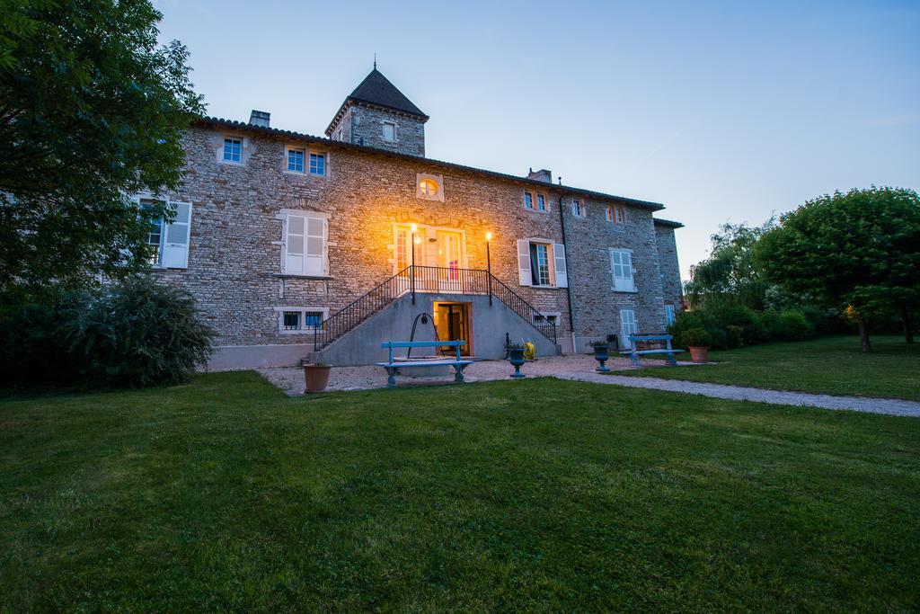 Hotel-Restaurant Le Chateau De Besseuil, Macon Nord - Teritoria Clessé المظهر الخارجي الصورة
